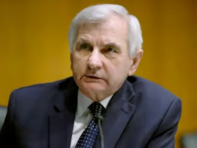 Watch: R.I. lawmaker corrects $985 billion math error by GOP senator, Ed. Dept. secretary