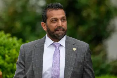FBI reassigns agents photographed kneeling during 2020 racial justice protest, AP sources say