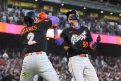 Koss’ grand slam leads SF Giants’ three-homer day to break cold spell